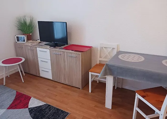 Appartement APPARTEMENT T2 ,1 chambre,Parking,balcon,arrêt bus à coté, 10mn plage